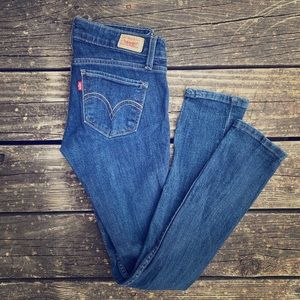 Levi’s 524 Too Superlow jeans